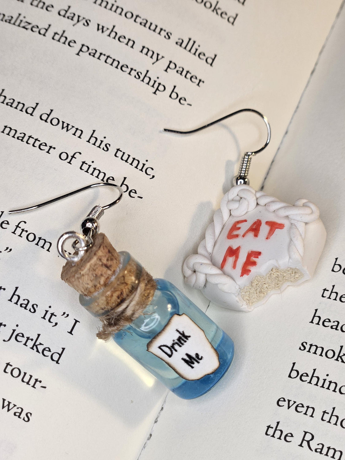Alice in wonderland- Drink me Potion and eat me cake earrings