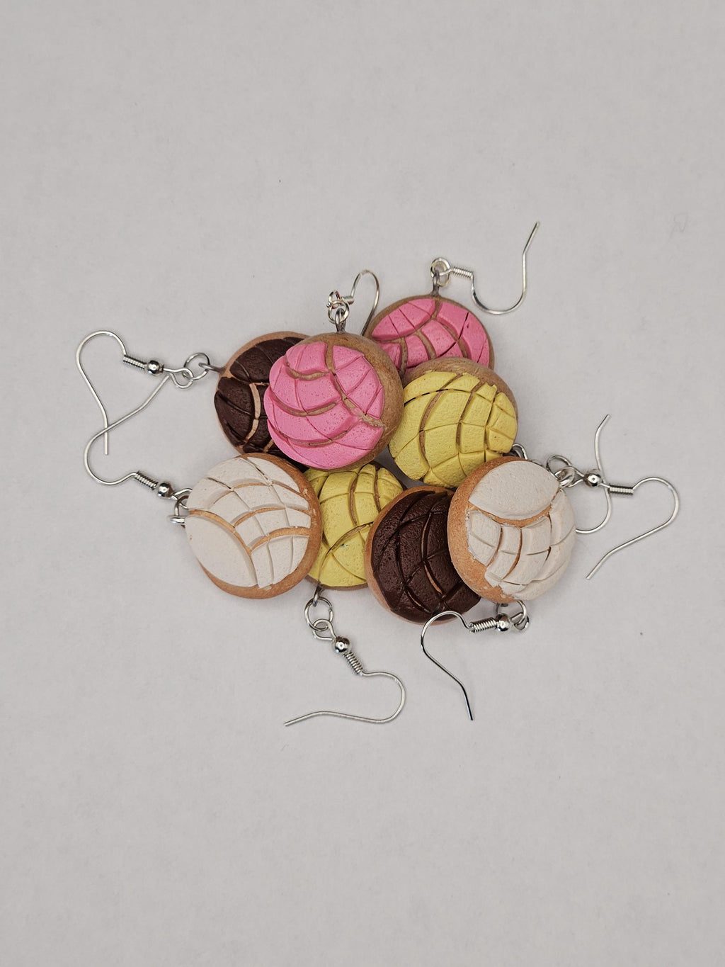 Sweet Concha earrings (Mexican sweet bread)