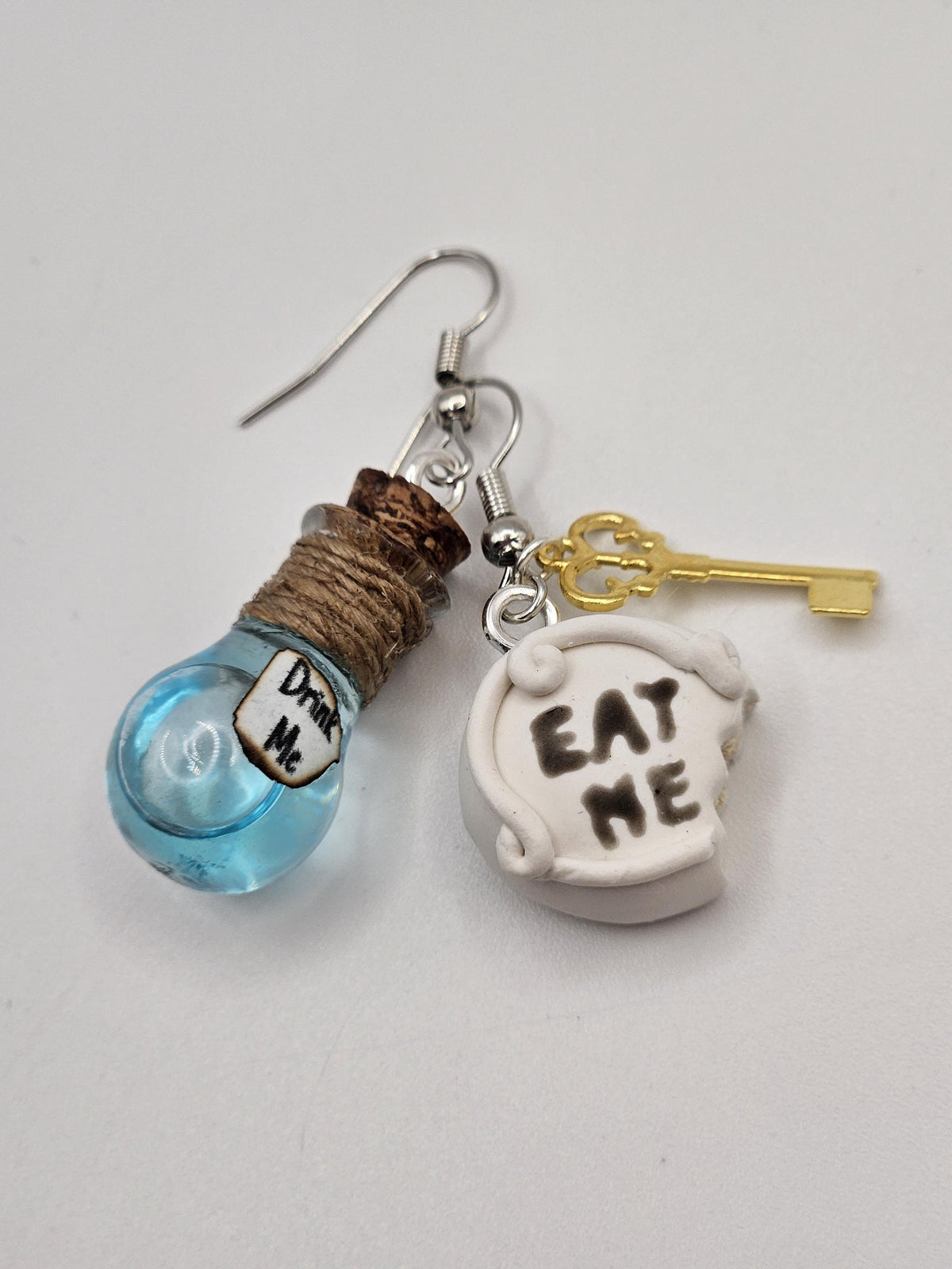 Alice in wonderland- Drink me Potion and eat me cake earrings