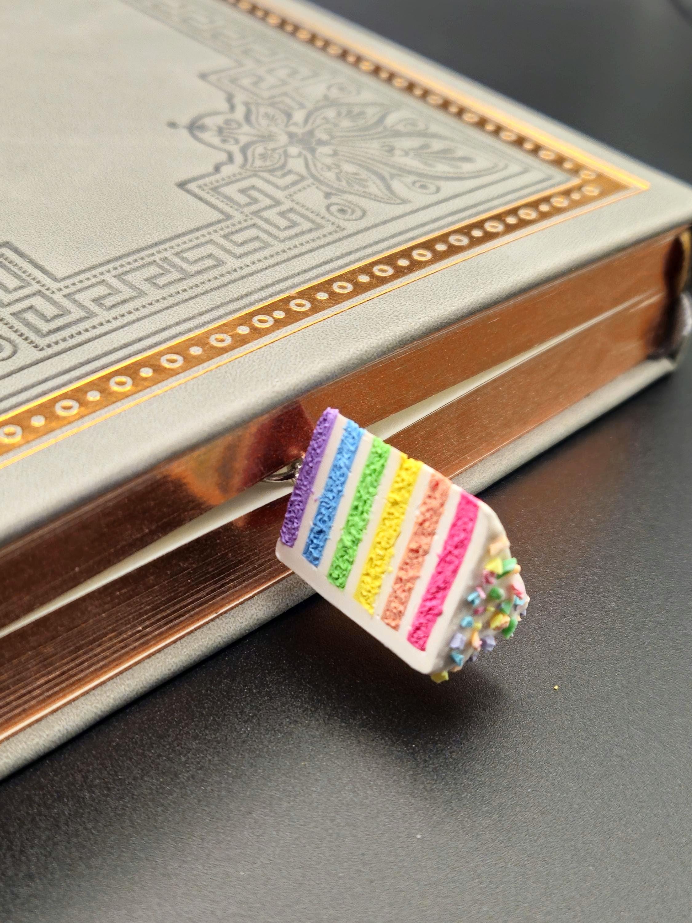 Rainbow cake bookmark. Polymerclay Rainbow cake.