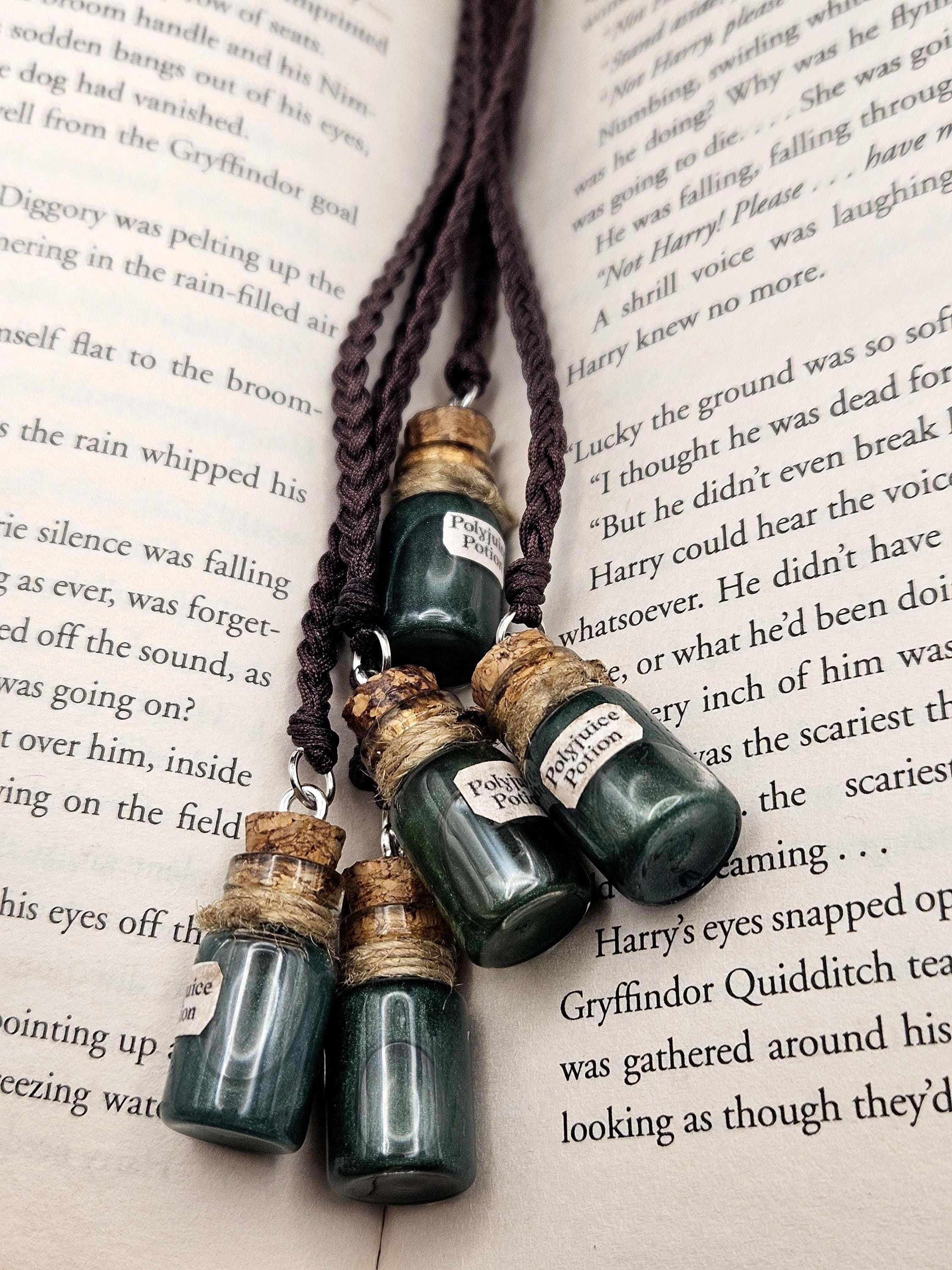 Mini green potion bottle bookmark-Fantasy inspired magical elixir for book lovers.
