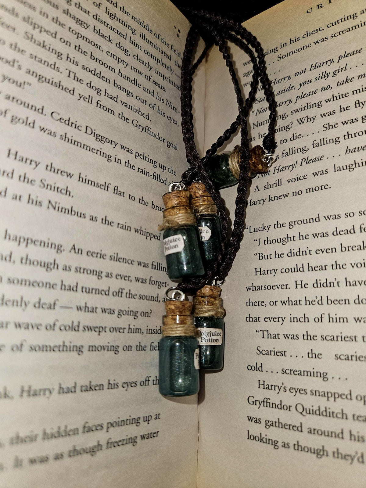 Mini green potion bottle bookmark-Fantasy inspired magical elixir for book lovers.