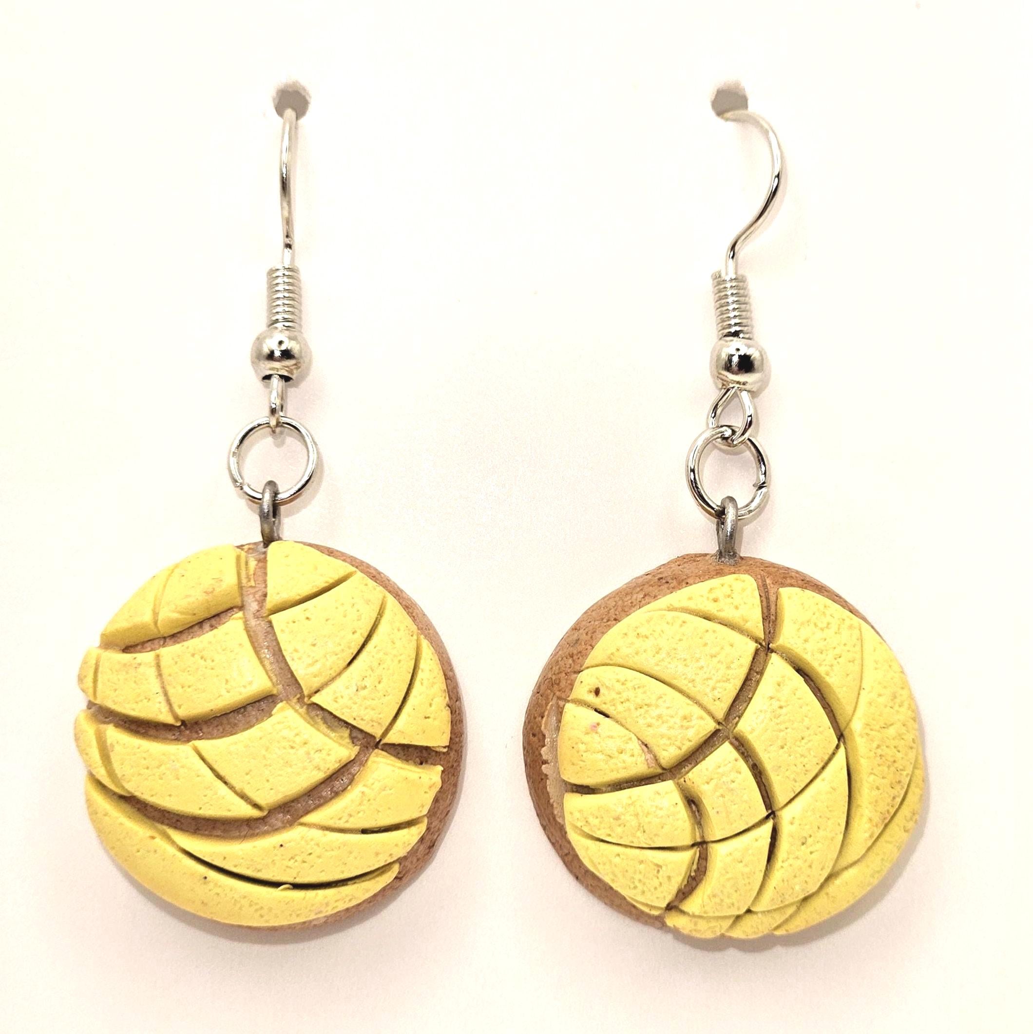 Sweet Concha earrings (Mexican sweet bread)