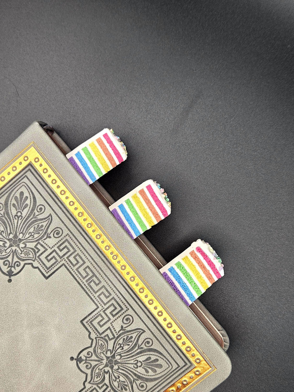 Rainbow cake bookmark. Polymerclay Rainbow cake.